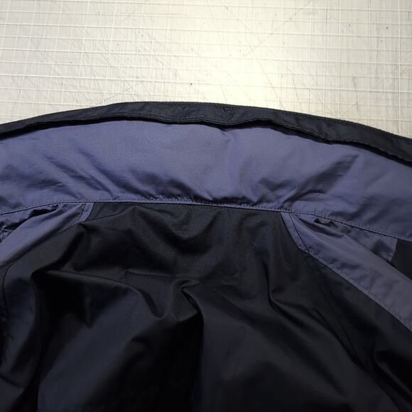 Columbia Packable Hooded Rain Jacket with Side Vents, Womens Size Medium - Picture 11 of 15